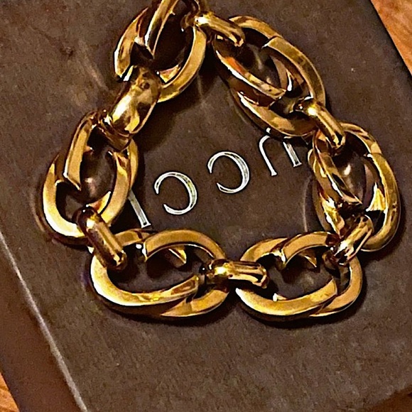 Authentic Gucci Tom Ford Rare Gold Plated Chunky GG Link Turnlock Bracelet - Picture 5 of 9